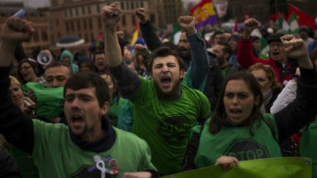 «πορείες για την αξιοπρέπεια» κατά της λιτότητας στη Μαδρίτη