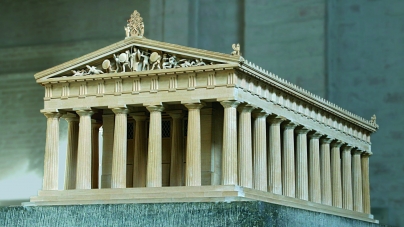 Γιατί οι τράπεζες μοιάζουν με αρχαίους ναούς;