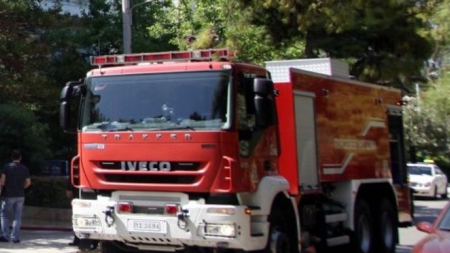 Πυρκαγιά σε αντιπροσωπεία αυτοκίνητων στα Χανιά