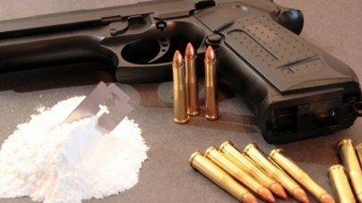 Nαρκωτικά, πυροβόλο όπλο και σφαίρες σε σκάφος στη Λάρνακα
