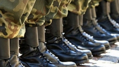 Eπαγγελματίες οπλίτες αποκτά από σήμερα η Εθνική Φρουρά