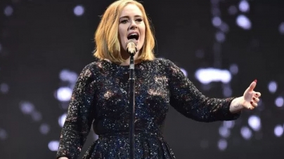 Adele: Σοβαρό πρόβλημα υγείας ακυρώνει τις δύο τελευταίες συναυλίες της περιοδείας της