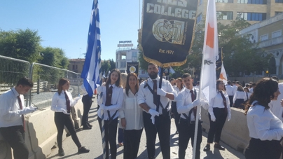 Το KES College τίμησε την επέτειο του ηρωικού «ΟΧΙ» με τη συμμετοχή των φοιτητών του στην παρέλαση της 28ης Οκτωβρίου