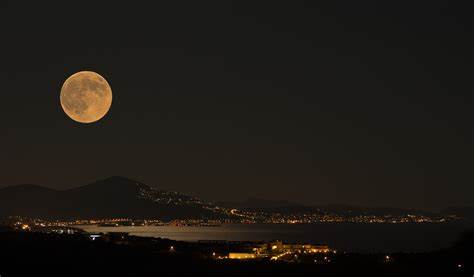 Απόψε το μεγαλύτερο φεγγάρι του χρόνου!